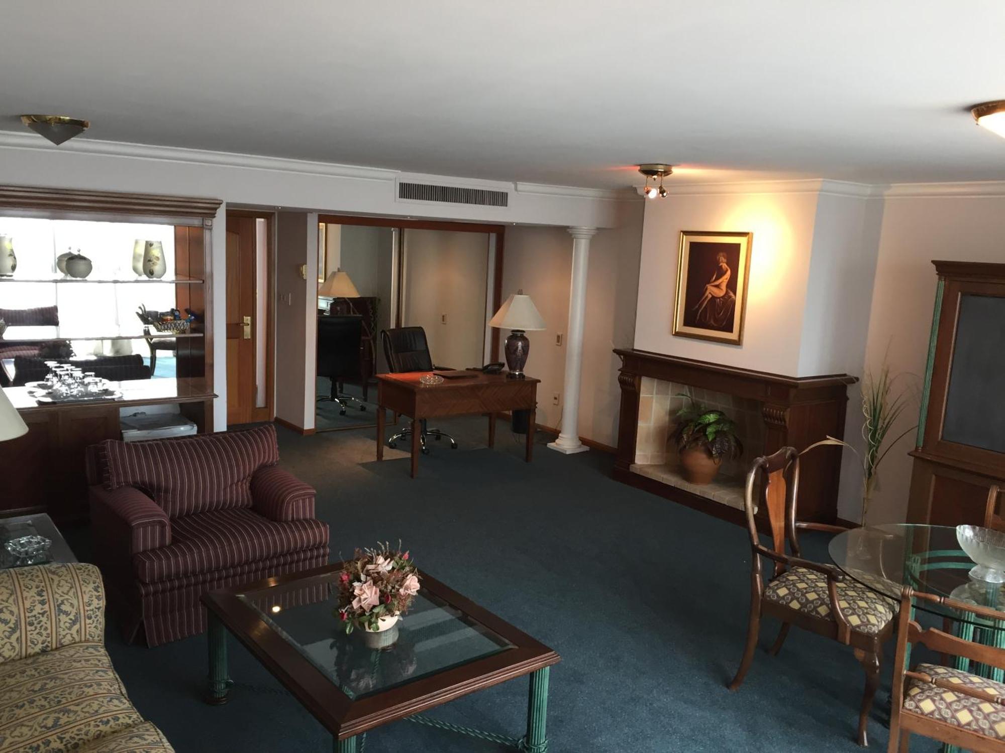 Crystal Palace Hotel Монтевидео Номер фото